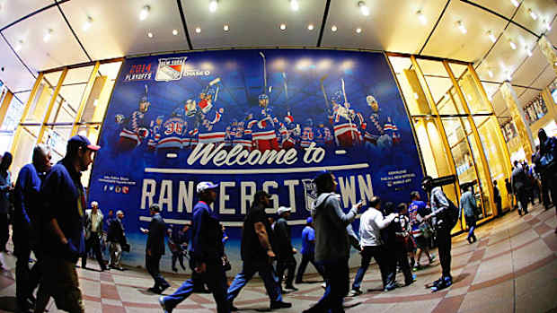 new-york-rangers-fans.jpg